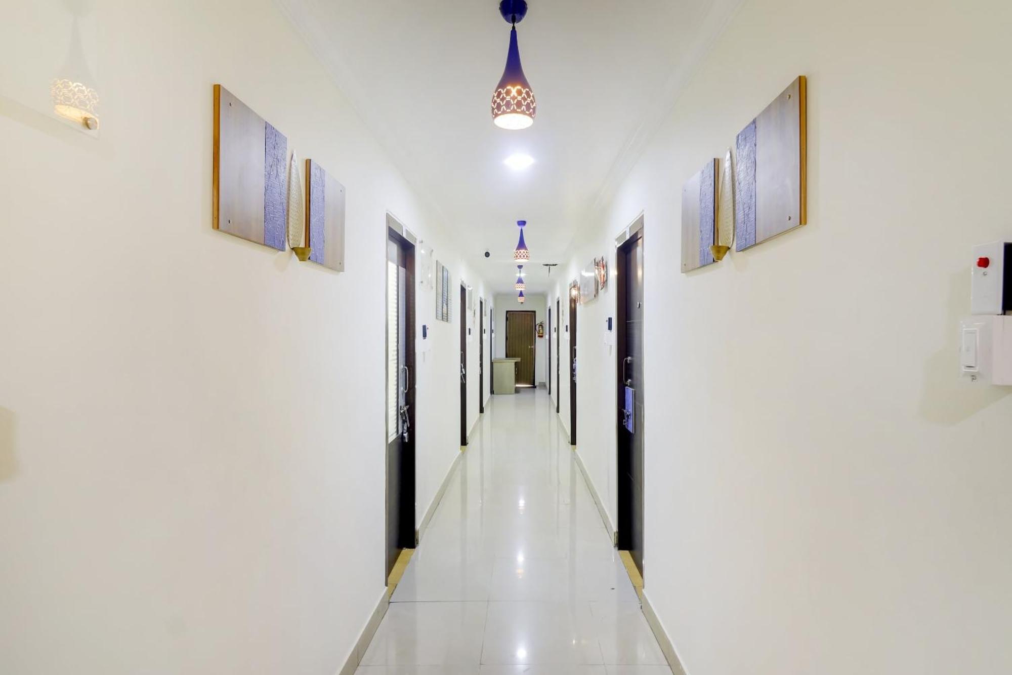 Super Hotel O Relax Grand Near Snow World Hyderabad Bagian luar foto